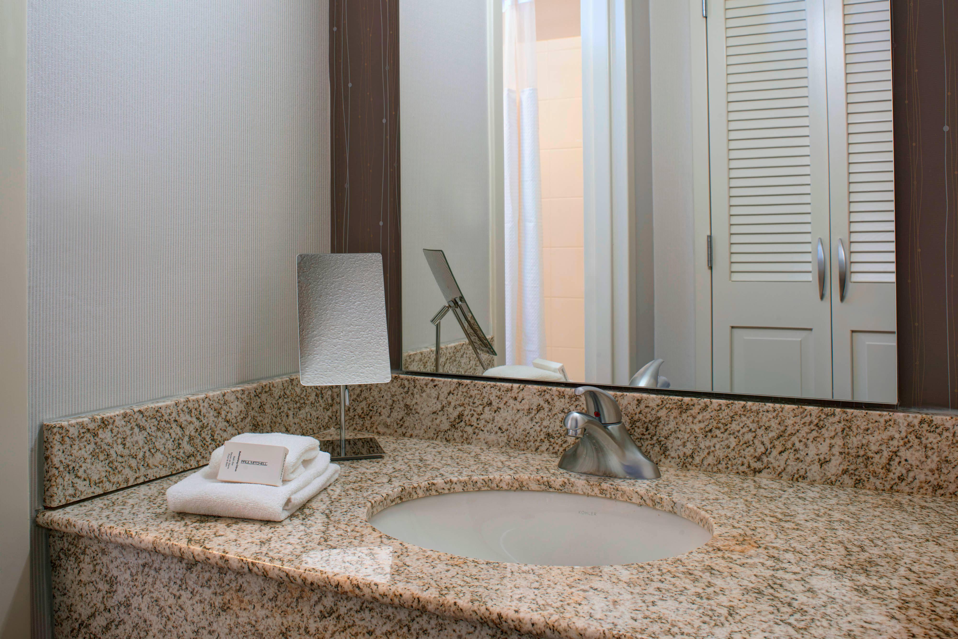 Sonesta Select Kansas City Airport Tiffany Springs Exterior photo